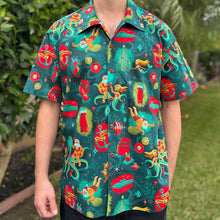 Load image into Gallery viewer, Jeff Granito&#39;s &#39;Seas &amp; Greetings&#39; Classic Aloha Button-Up Shirt - Unisex - Ready to Ship! (FREE SHIPPING in U.S.)
