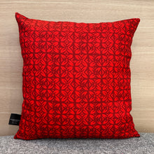 Load image into Gallery viewer, Jeff Granito&#39;s &#39;Mele Kalikimaka Sunset&#39; Pillow Cover - Ready to Ship! (FREE SHIPPING in U.S.)
