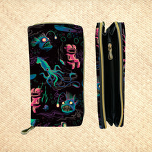 Load image into Gallery viewer, &#39;Dwellers of the Deep&#39; Handbag and Zippered Wallet Set - Pre-Order
