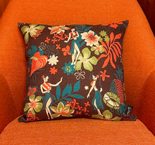 Load image into Gallery viewer, Hula Floral Pillow Cover
